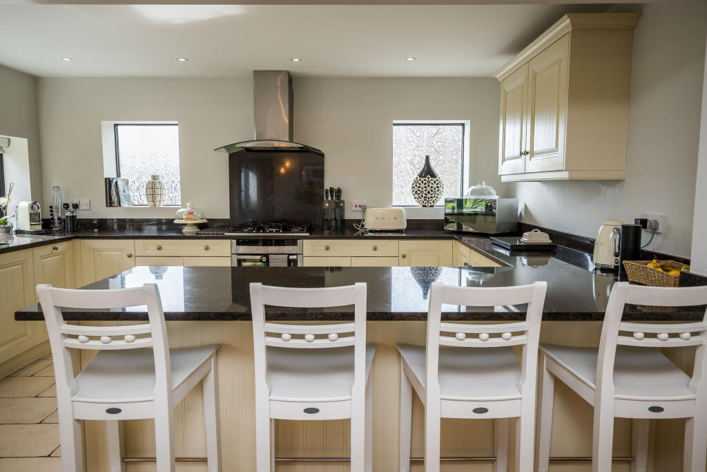 Additional property image - Little Heath Road, Chester, CH3