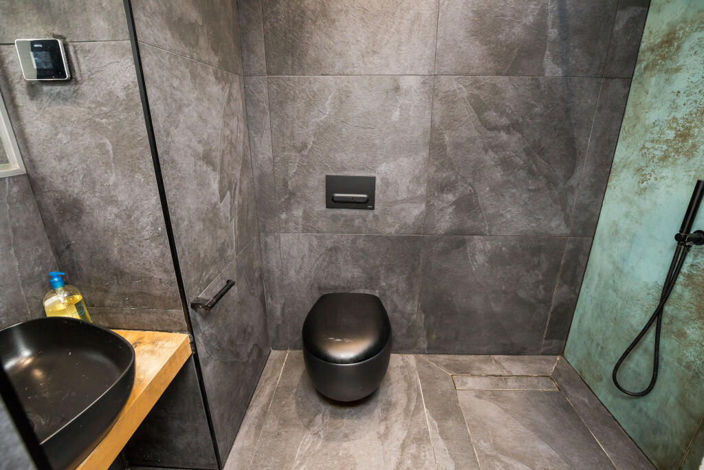 Additional property image - Little Heath Road, Chester, CH3