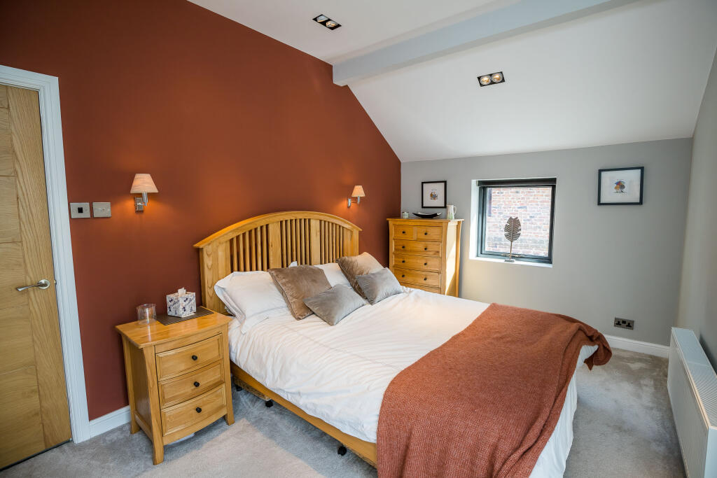 Additional property image - Little Heath Road, Chester, CH3