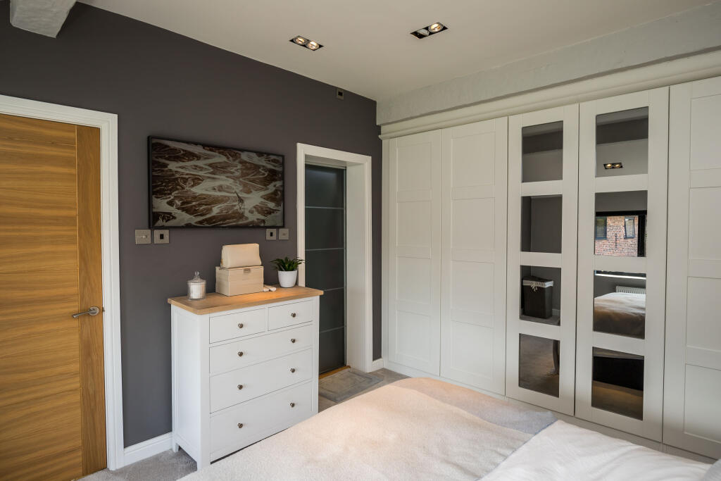 Additional property image - Little Heath Road, Chester, CH3