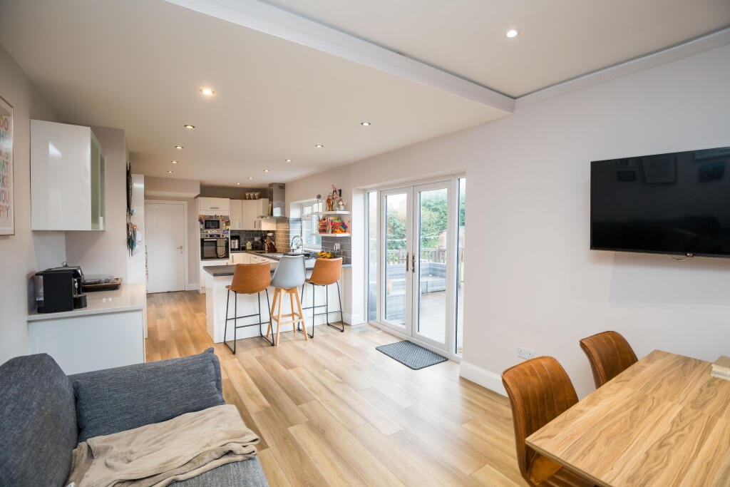 Additional property image - Inglegreen, Wirral, CH60