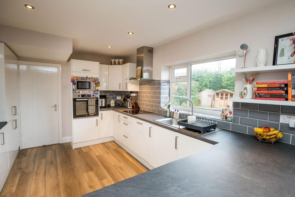 Additional property image - Inglegreen, Wirral, CH60