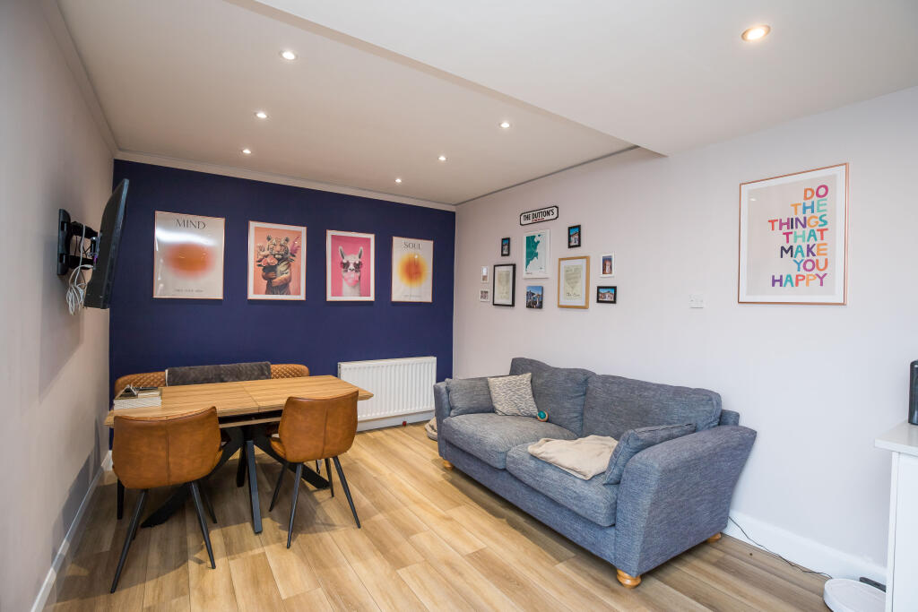Additional property image - Inglegreen, Wirral, CH60