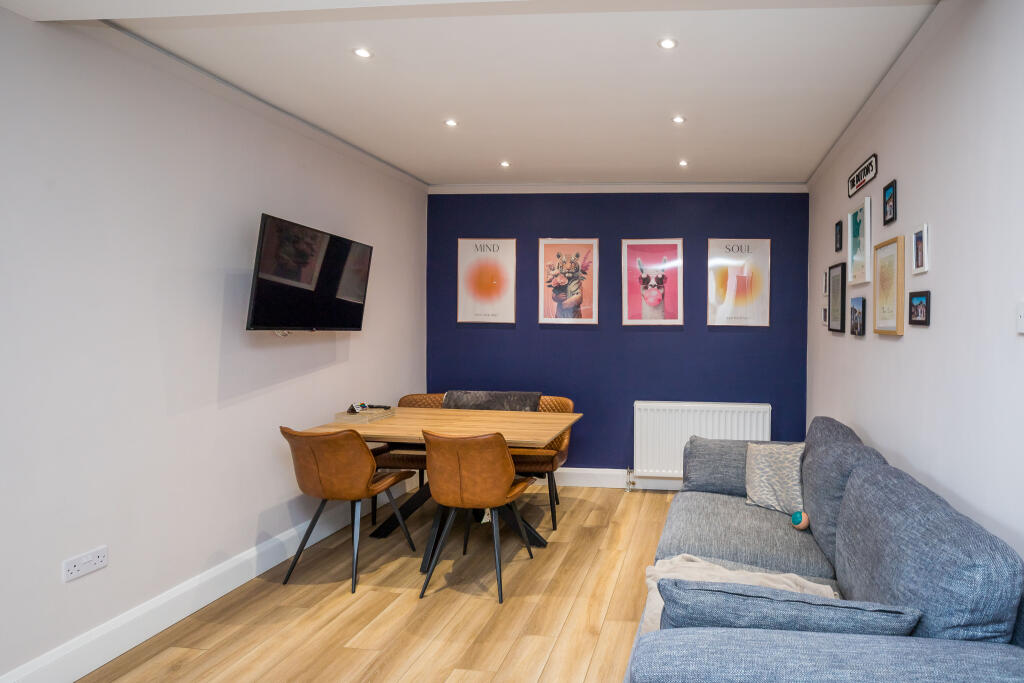 Additional property image - Inglegreen, Wirral, CH60