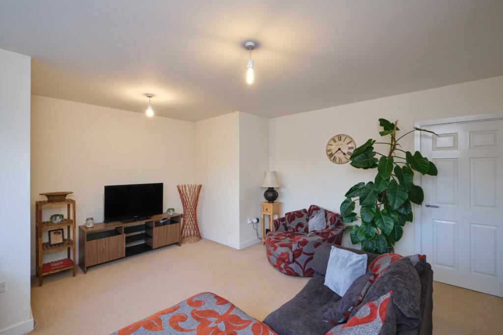 Additional property image - Kingstanding Road, Birmingham, B44