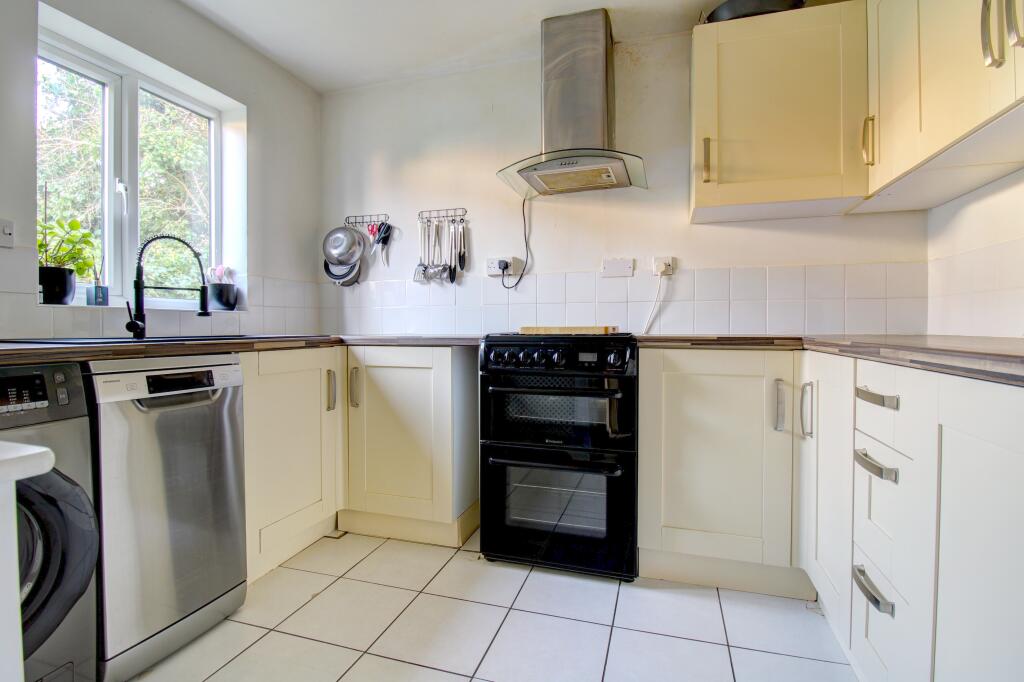Additional property image - Eringden, Tamworth, B77