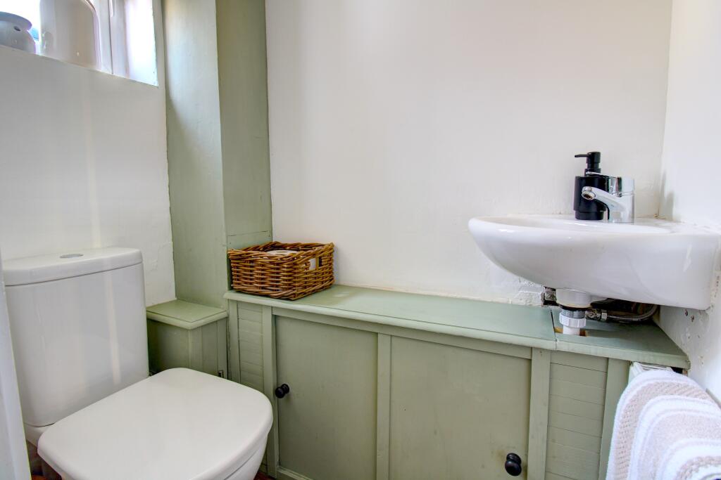 Additional property image - Eringden, Tamworth, B77