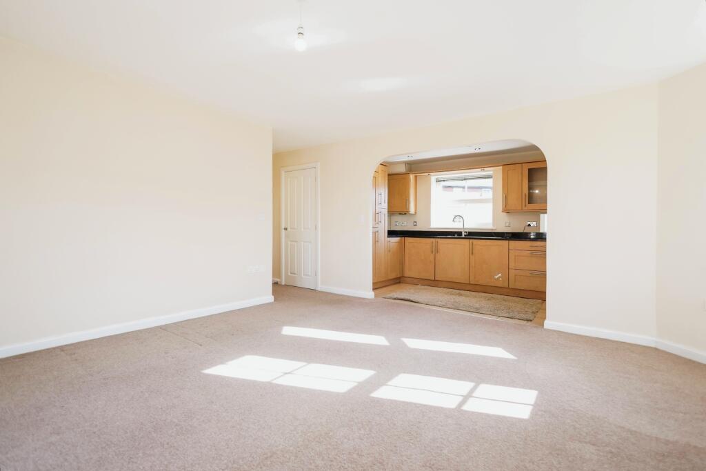Additional property image - Horseshoe Crescent, Birmingham, B43
