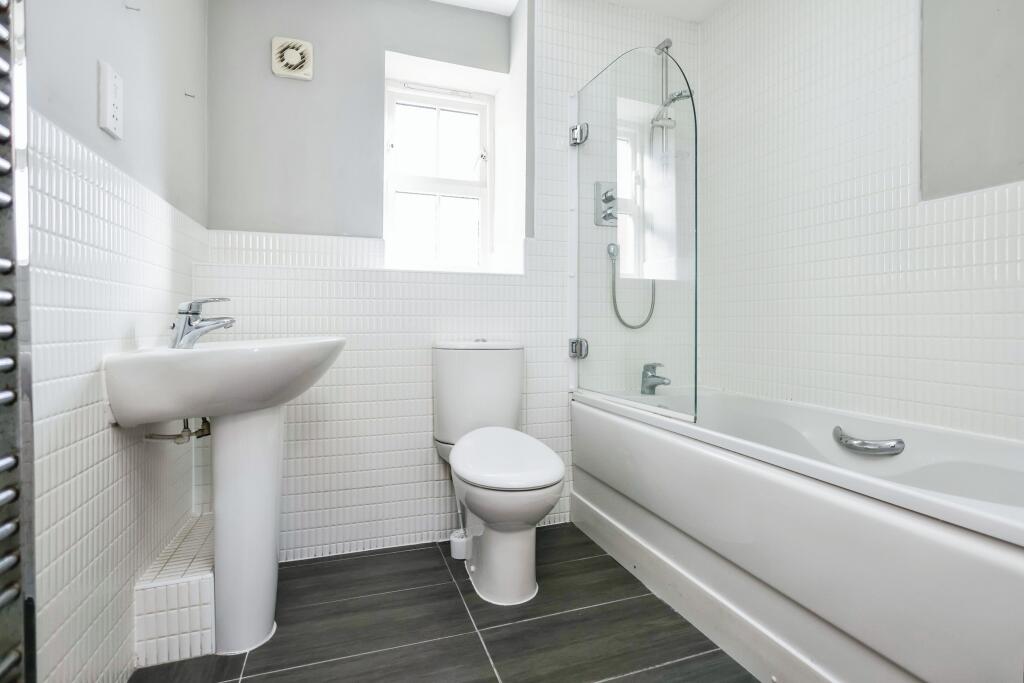 Additional property image - Horseshoe Crescent, Birmingham, B43