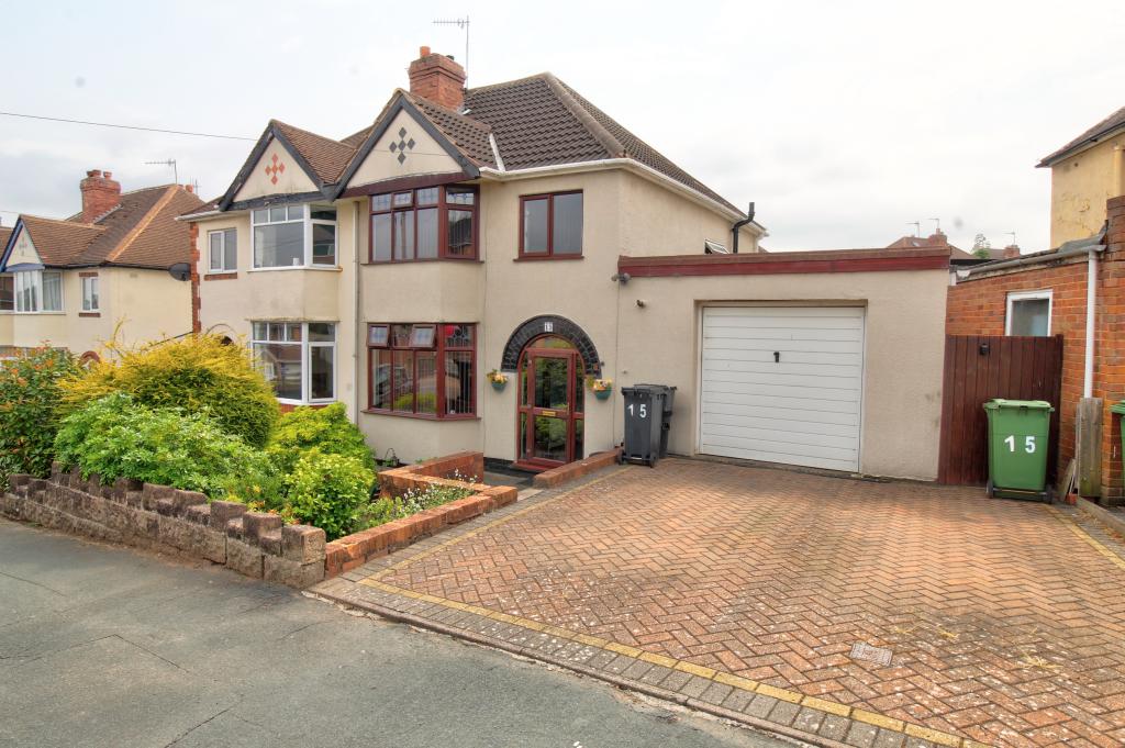 3 bedroom semidetached house for sale in Wentworth Road, Stourbridge, DY8
