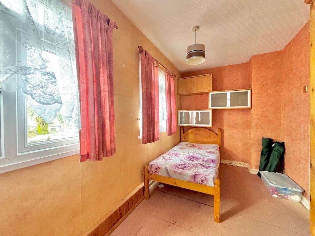 Additional property image - Brixham Road, Welling, DA16