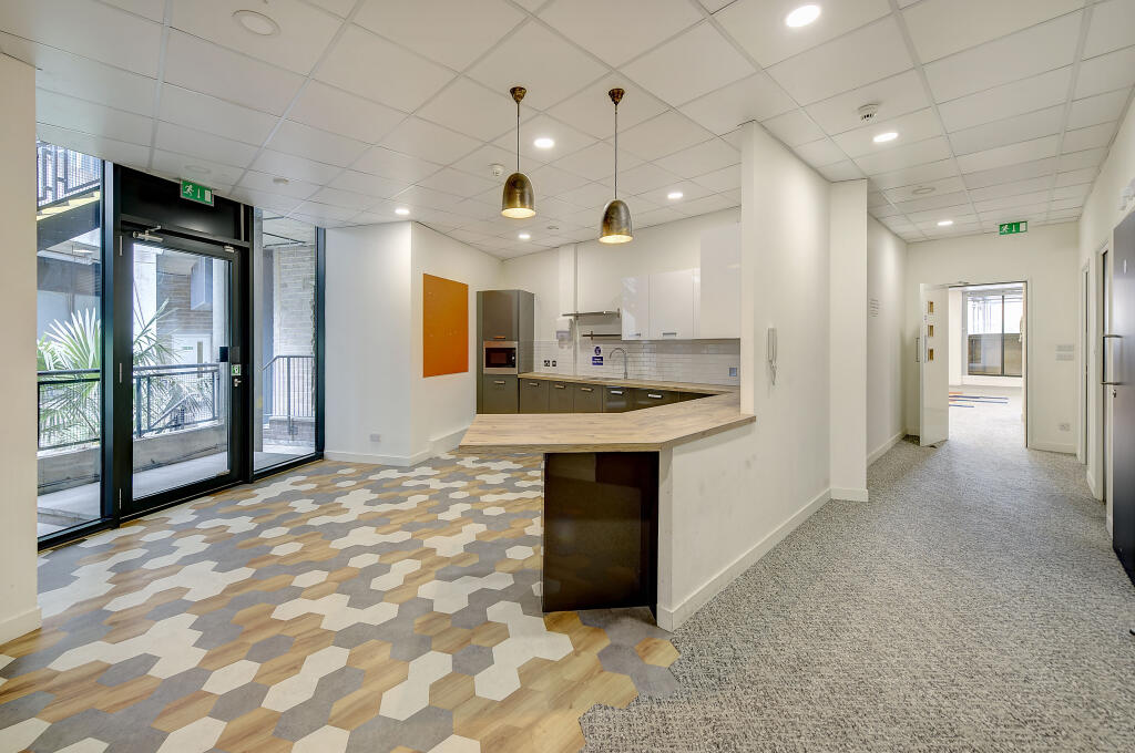 Main image of property: 138 Southwark Bridge Road, London, SE1 0DG