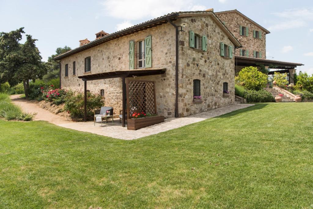 10 bedroom farm house for sale in Todi, Perugia, Umbria, Italy