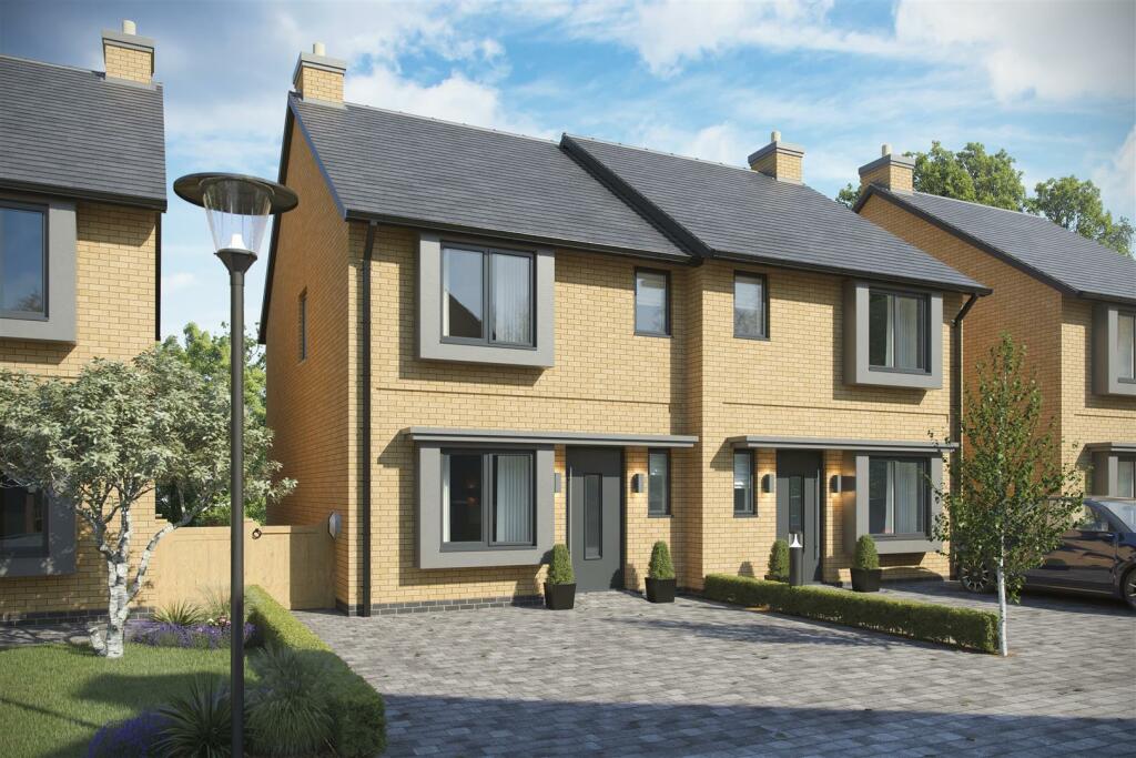 3 bedroom semidetached house for sale in Mold Road, Buckley