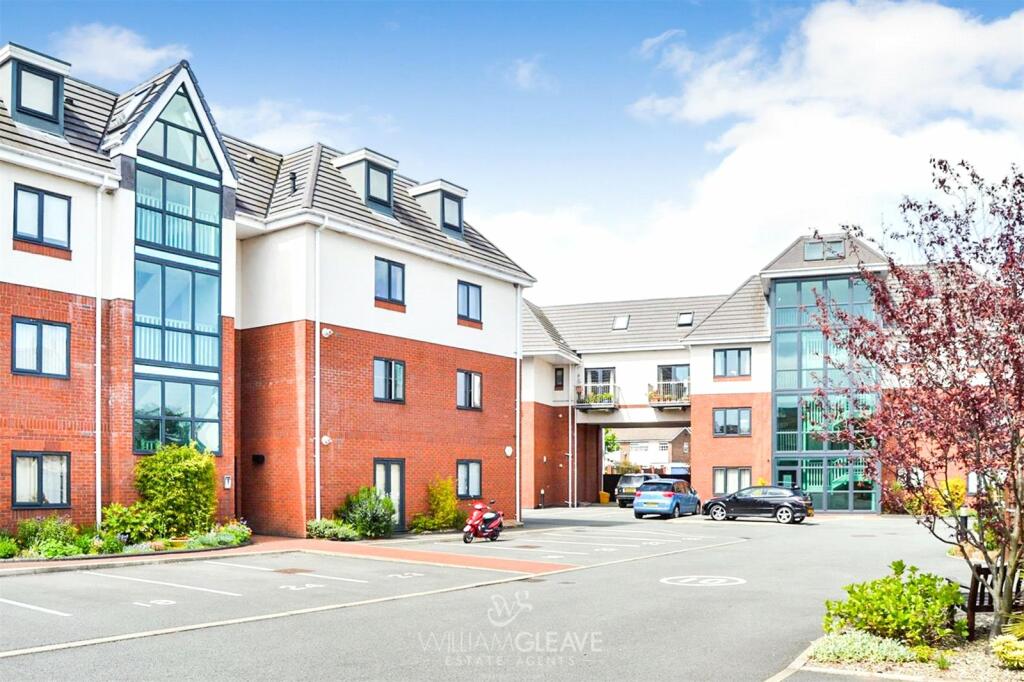 2 bedroom apartment for sale in Argoed Road, Buckley, Flintshire, CH7