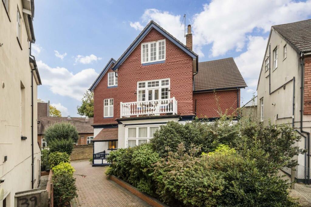 Main image of property: Heathfield Park, London