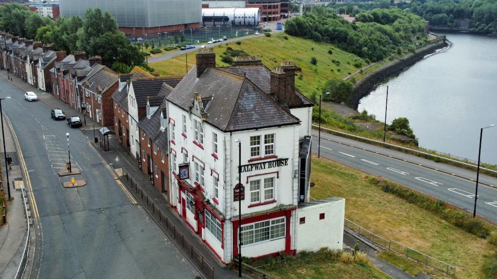 Pub for sale in Sunderland, Tyne And Wear, SR5 1SP, SR5