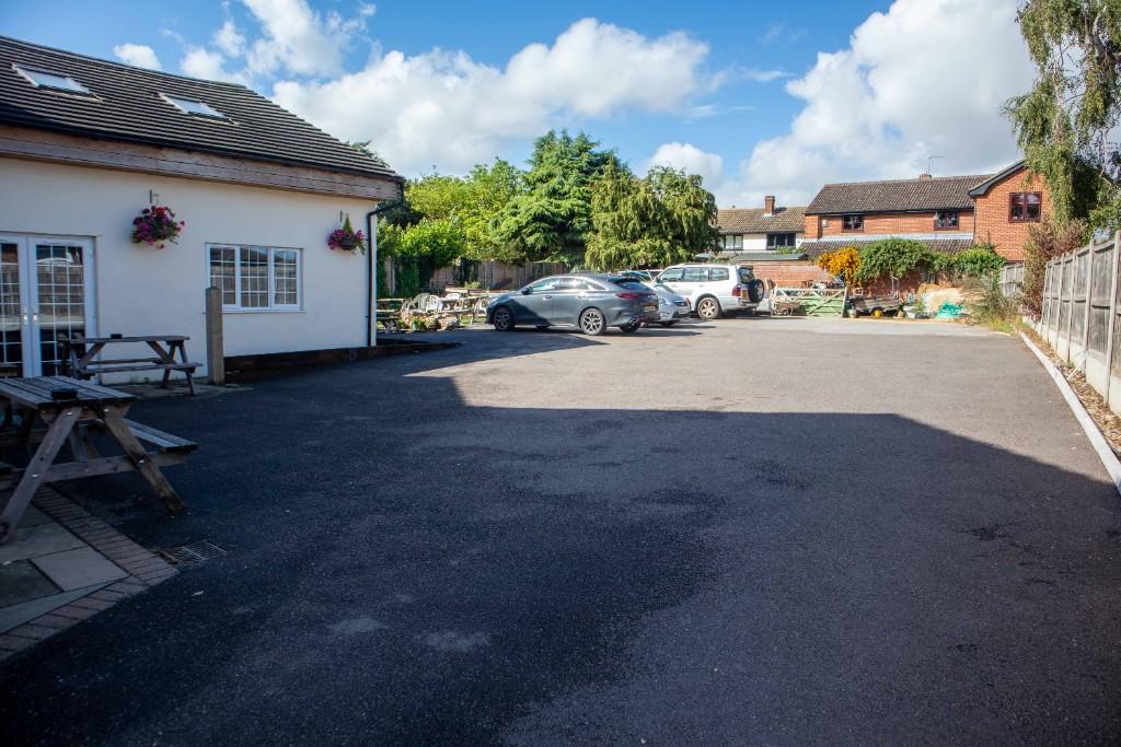 Pub for sale in Hertfordshire Pub With Development Potential, SG5