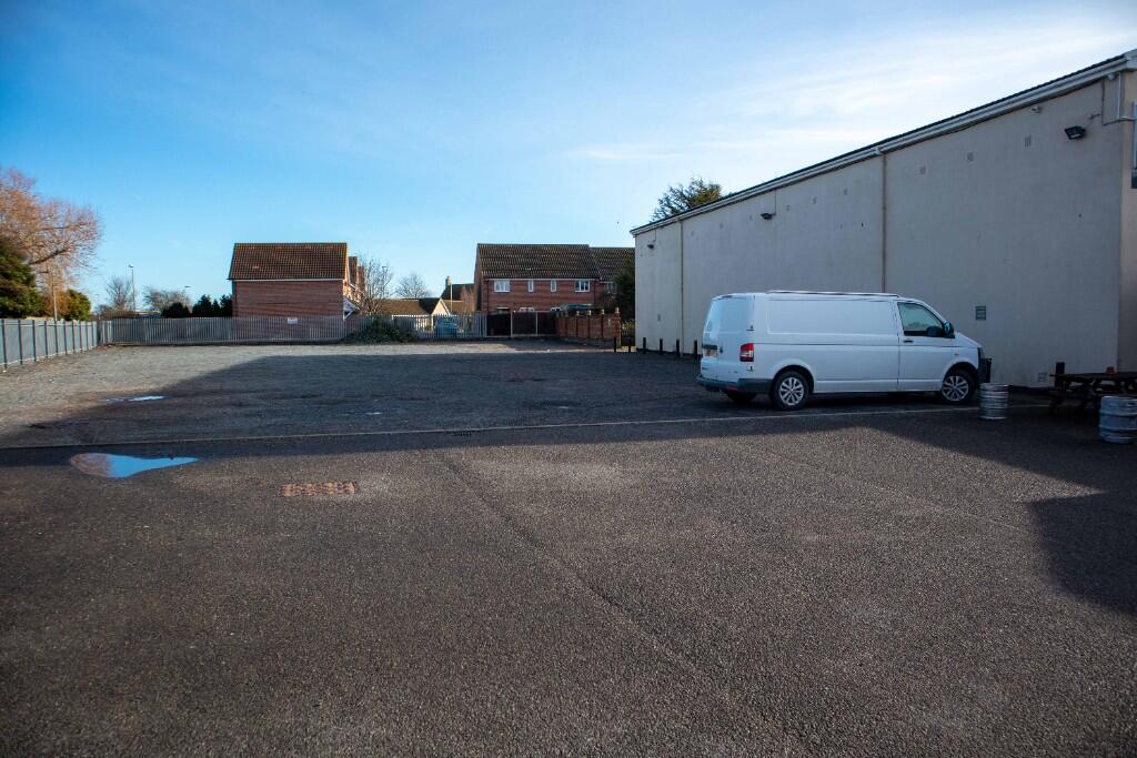 Additional property image - Jaywick Lane, Clacton-On-Sea, Essex, CO16