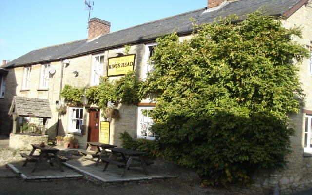 Main image of property: OXFORDSHIRE - VILLAGE PUB, CURRENTLY CLOSED