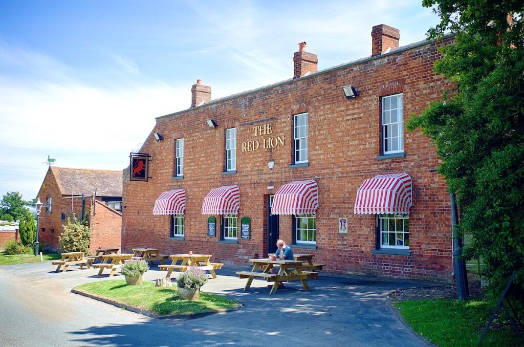 Main image of property: GLOUCESTERSHIRE - RIVERSIDE COUNTRY PUB WITH WELL ESTABLISHED TRADE-NIL PREMIUM FURNISHED TENANCY