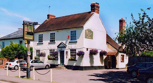 Main image of property: NEAR WORCESTER CITY-VILLAGE CENTRE INN