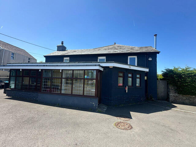 Main image of property: Waenllapria, NP7