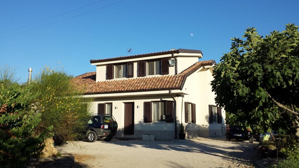 3 bedroom detached villa for sale in Mussomeli, Caltanissetta, Sicily