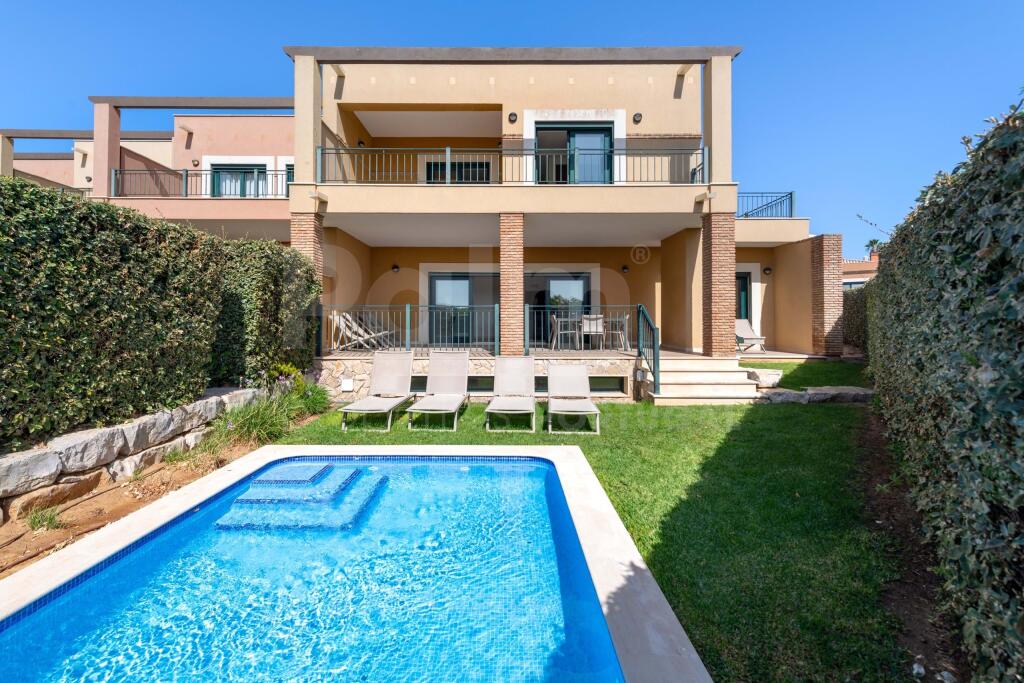 Main image of property: Algarve, Lagoa
