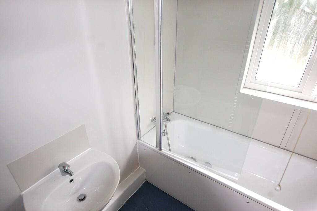 Additional property image - High Dells, Hatfield