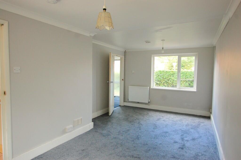 Additional property image - High Dells, Hatfield