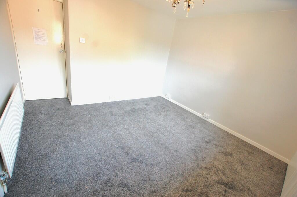 Additional property image - High Dells, Hatfield