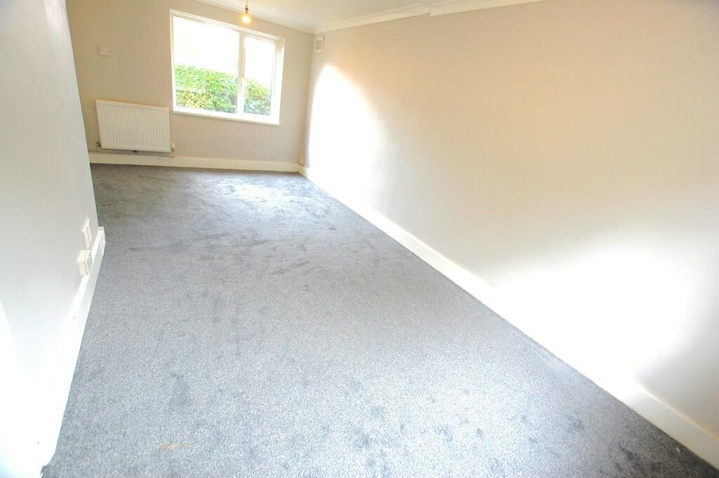 Additional property image - High Dells, Hatfield