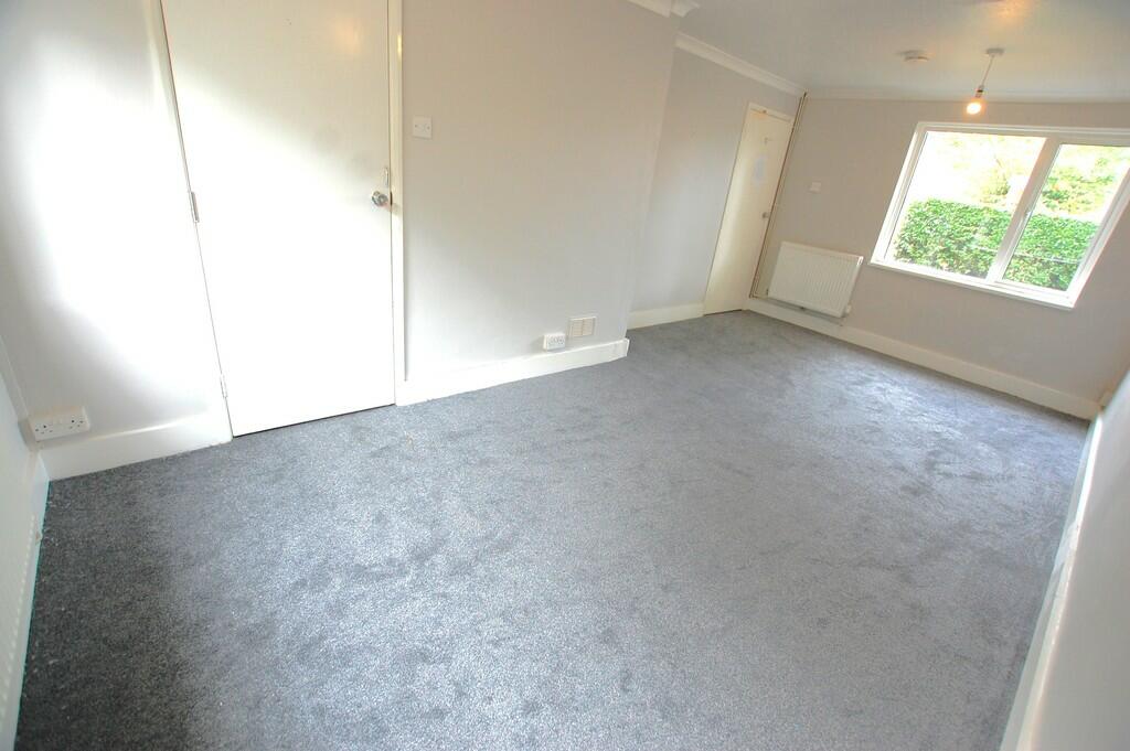 Additional property image - High Dells, Hatfield