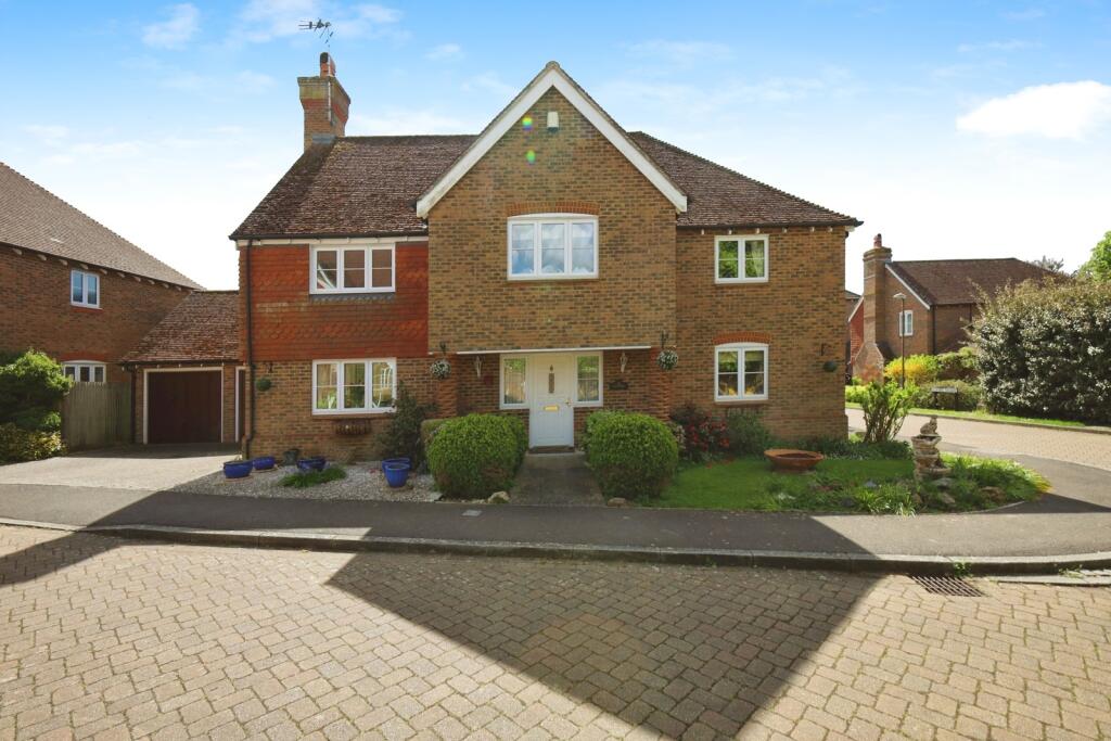 Main image of property: The Rosary, Partridge Green, Horsham, West Sussex, RH13