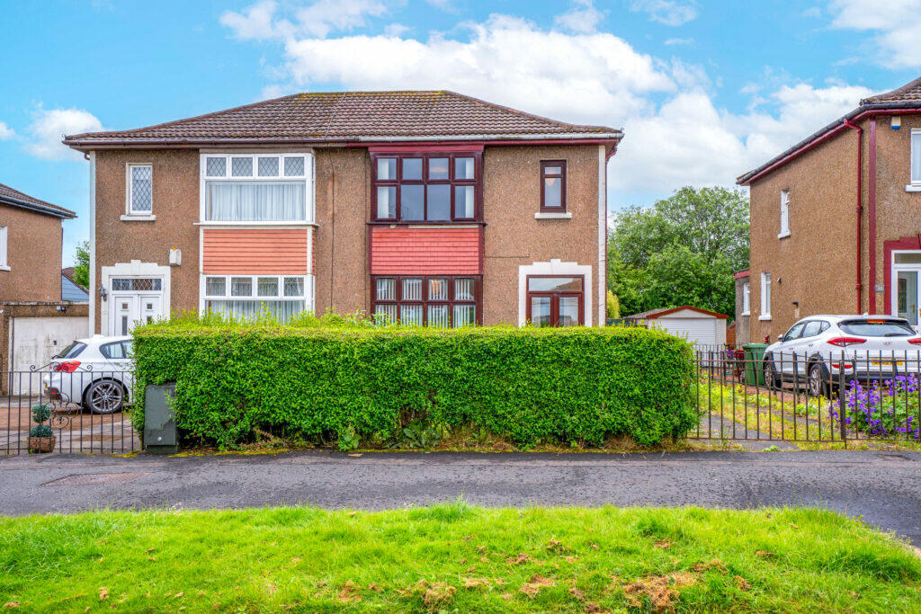 Main image of property: 71 Kenmure Avenue Bishopbriggs Glasgow G64 2DB