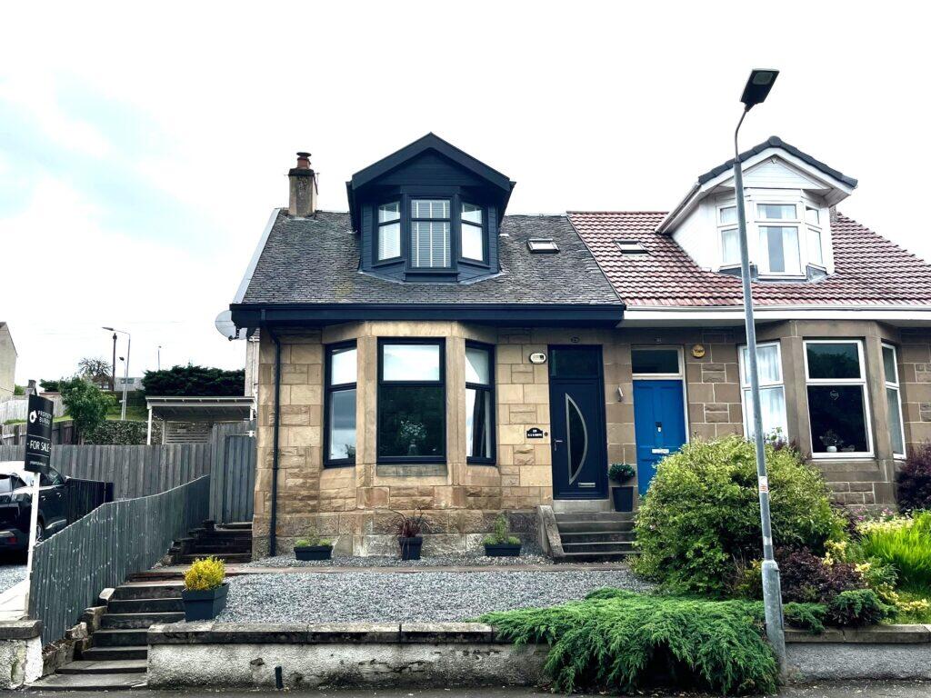 Main image of property: 29 Kennedy Drive, Airdrie ML6 9AW
