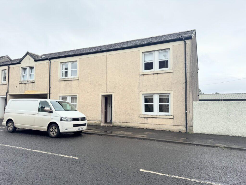 Main image of property: 8 Commercial Road, Strathaven , ML10 6LX