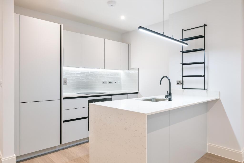 Main image of property: Memorial Avenue, Slough, Berkshire, SL1