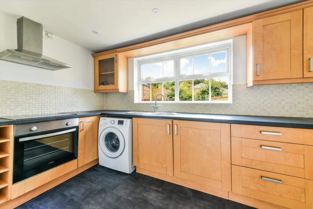 Main image of property: Empire Walk, Greenhithe, Kent, DA9