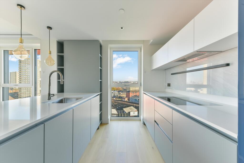 Main image of property: Cascade Way, London, W12