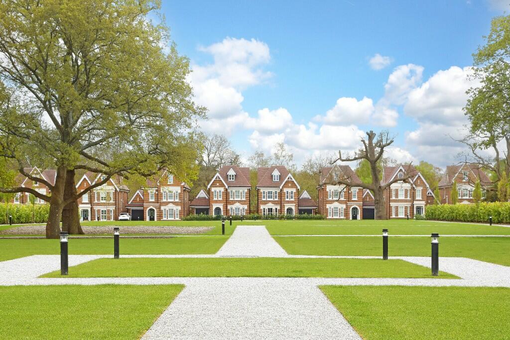 2 bedroom apartment for sale in Broadoaks Park, Parvis Road, West