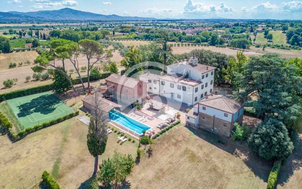 Main image of property: Monte San Savino, Arezzo, Tuscany