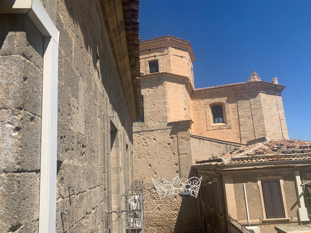 5 bedroom stone house for sale in Mineo, Catania, Sicily, Italy