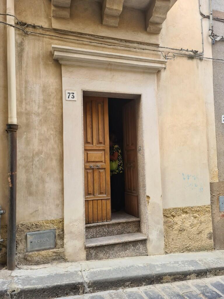 4 bedroom town house for sale in Mineo, Catania, Sicily, Italy
