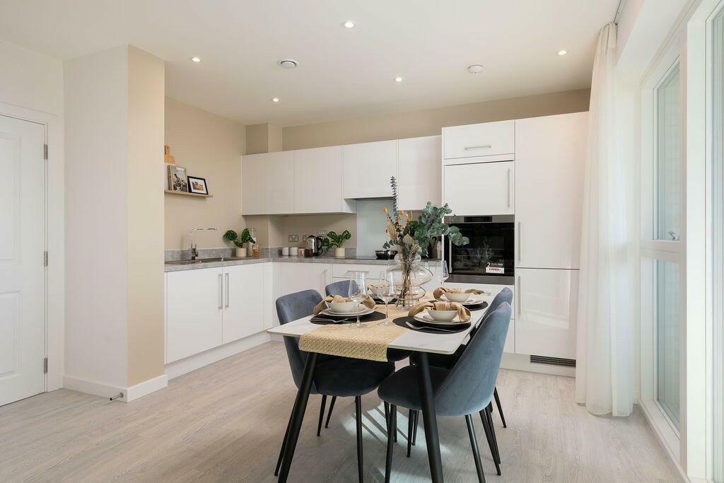 Additional property image - Broadway,
Bexleyheath,
DA6 7LB