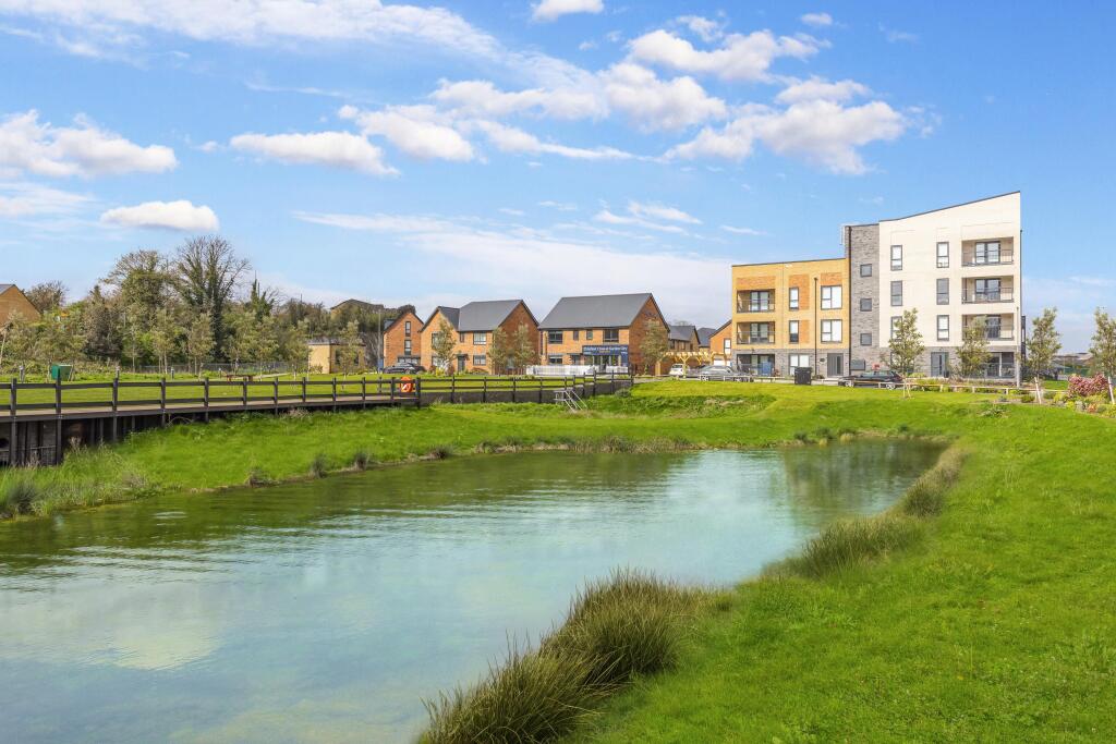 Additional property image - Whiting Avenue, Greenhithe, Kent, 
DA9 9YW.