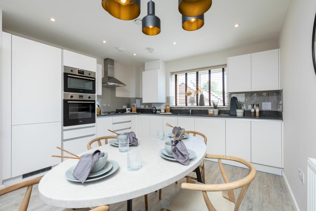 Additional property image - Whiting Avenue, Greenhithe, Kent, 
DA9 9YW.
