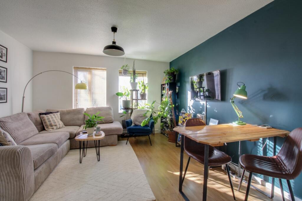 1 bedroom apartment for sale in Apple Tree Close, Linslade, Leighton