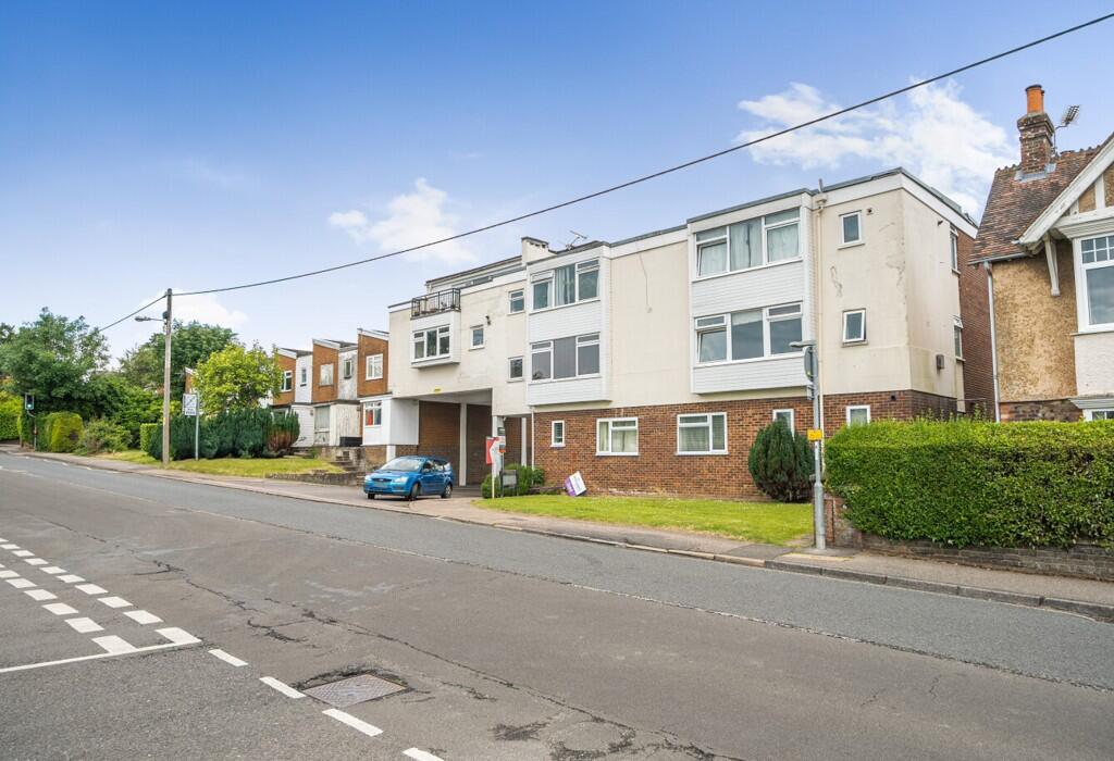2 bedroom apartment for sale in Saville Court, Station Road